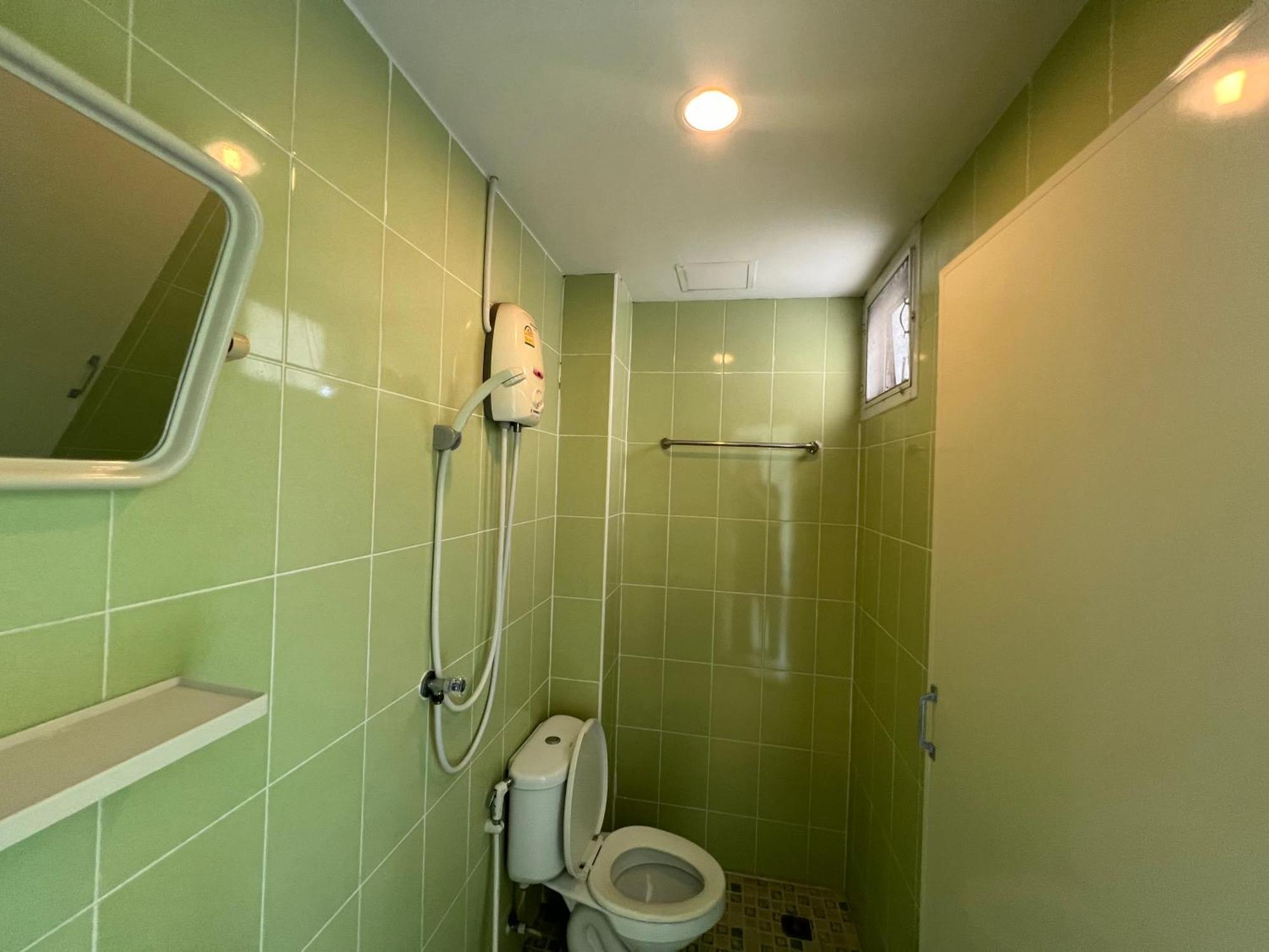 Отель Bonita House Бангкок Экстерьер фото