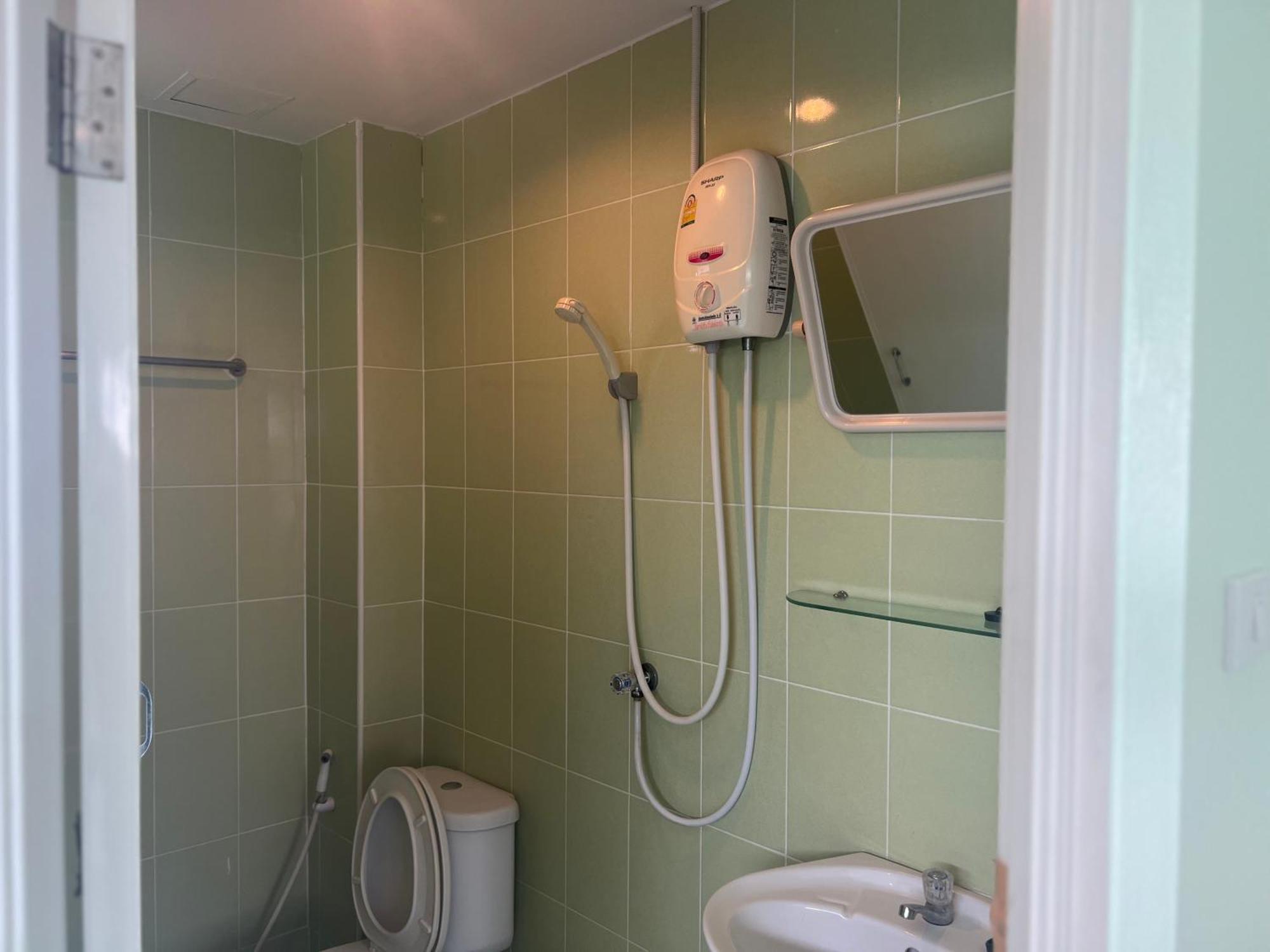 Отель Bonita House Бангкок Экстерьер фото