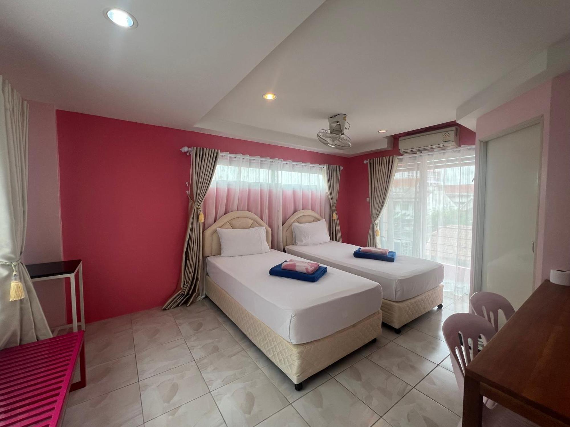 Отель Bonita House Бангкок Экстерьер фото