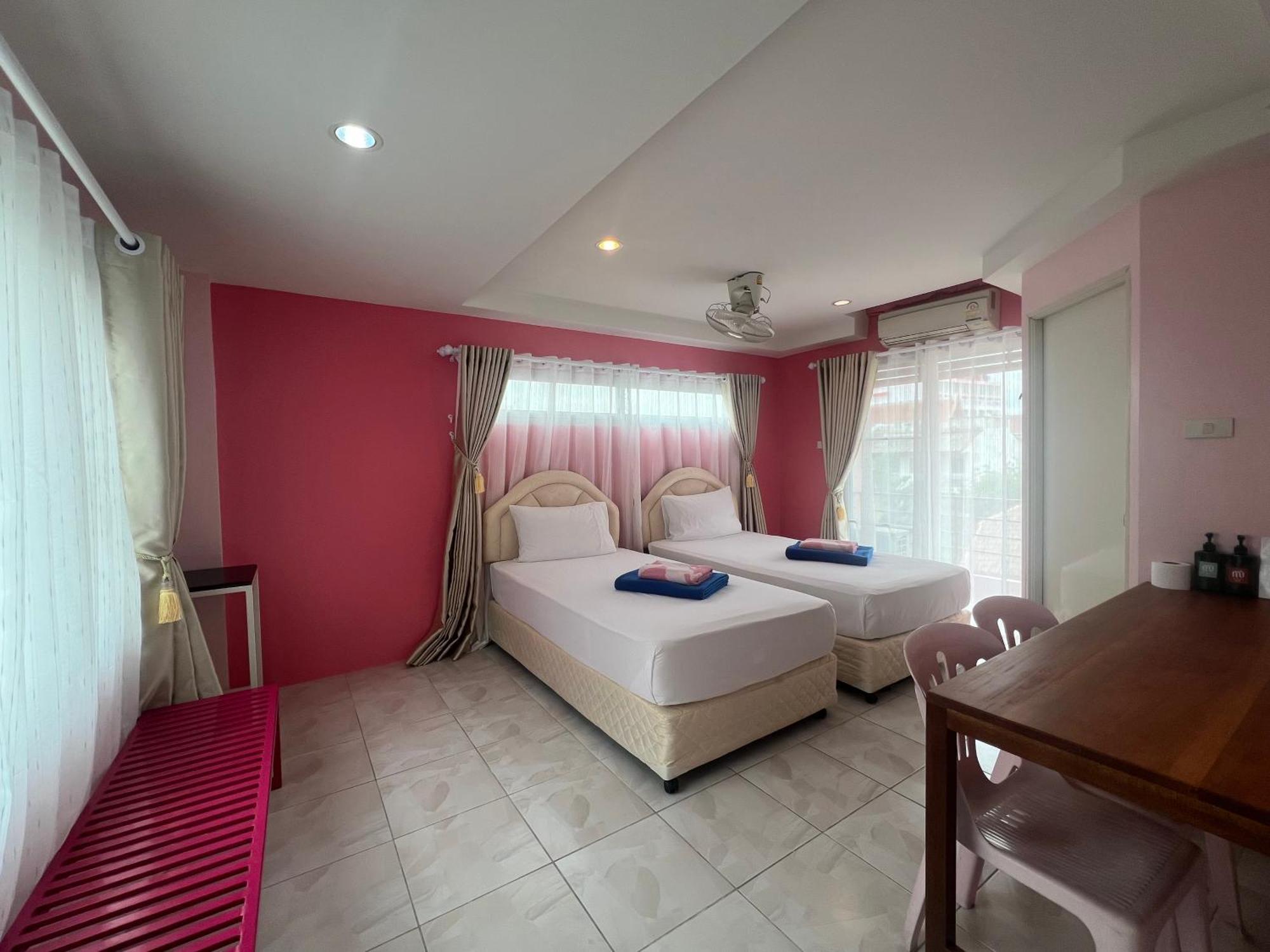 Отель Bonita House Бангкок Экстерьер фото