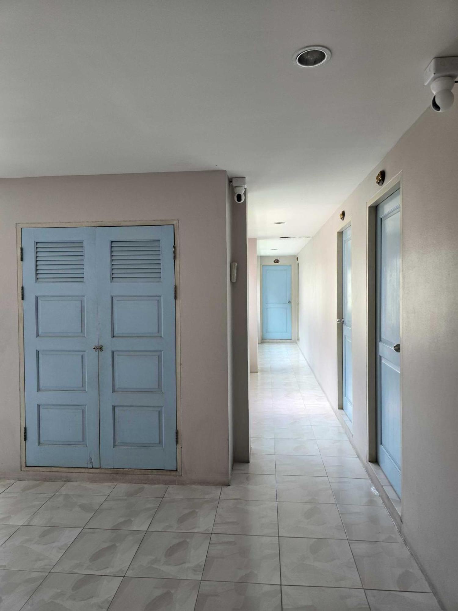 Отель Bonita House Бангкок Экстерьер фото